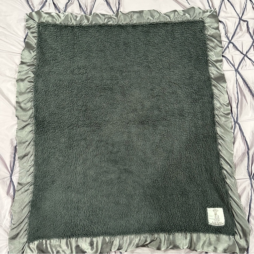 Bundle of 3 Baby Blankets: Little Giraffe, HB and Bunnies By The Bay - Picture 8 of 16